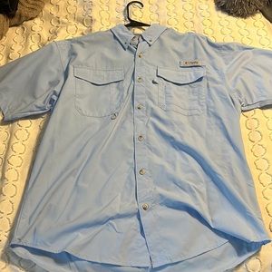 Columbia men’s sun shirt